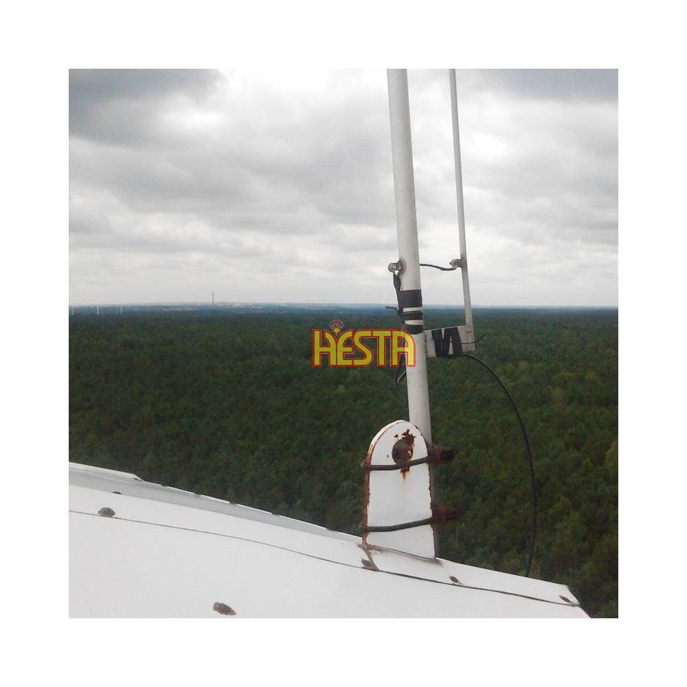 Rental of basket lift for assembly, repair of television and radio