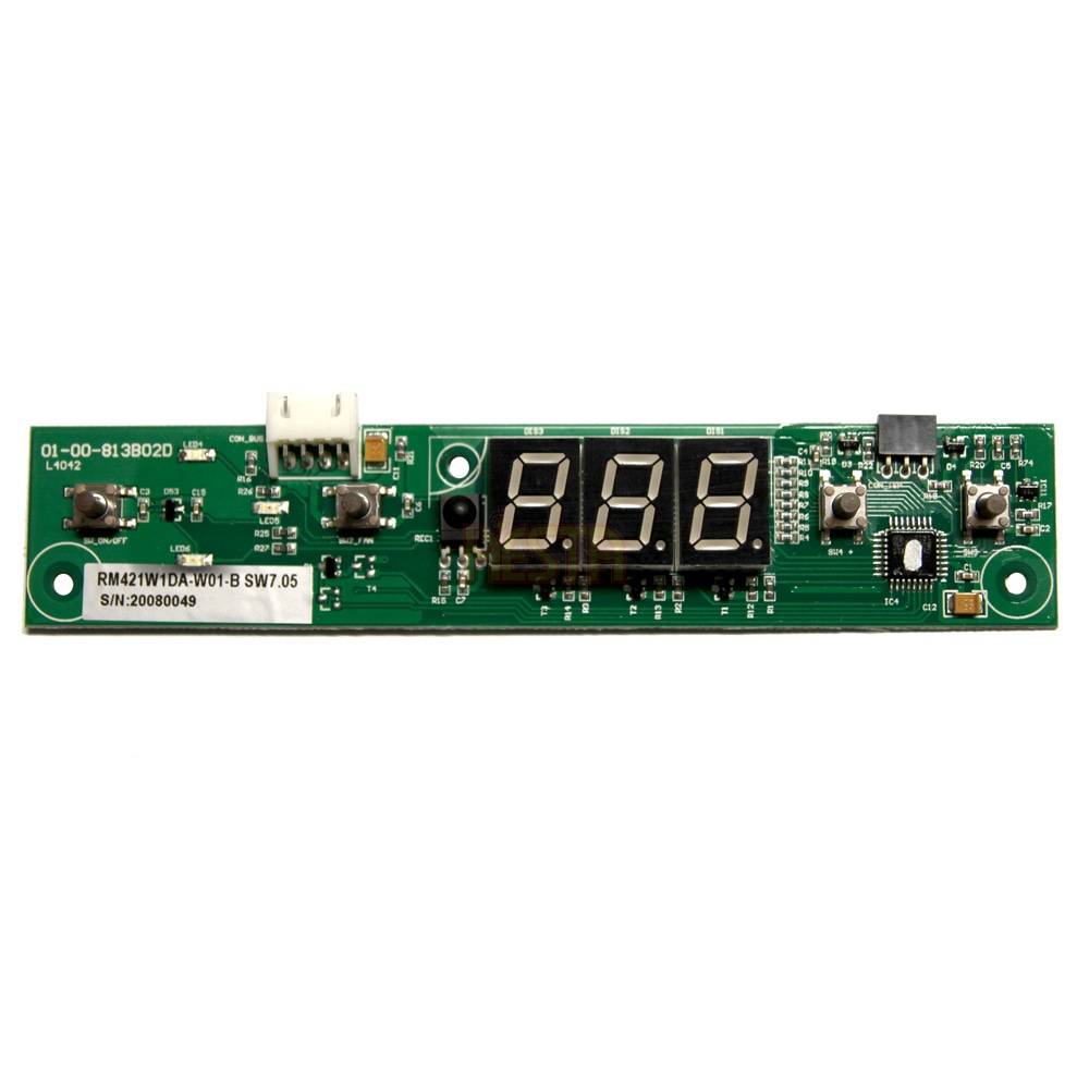 Control panel of the Dometic Coolair RT roof air conditioner RT780